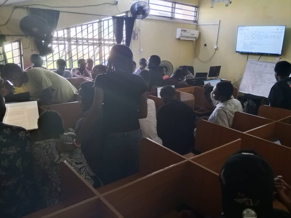 Practical learning in the laboratory